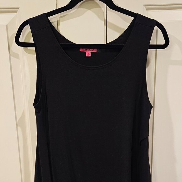 Max & Rina women's black sleeveless tunic - Picture 1 of 6